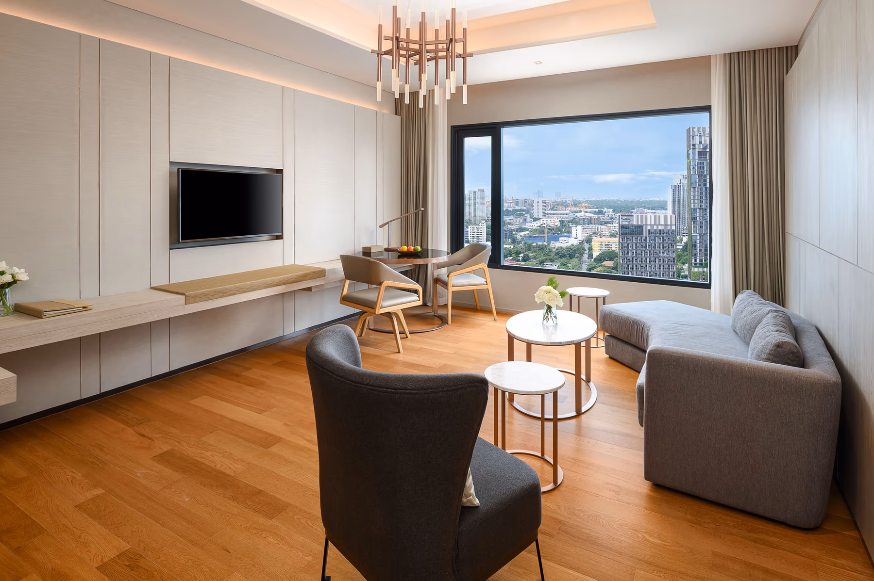 Nikko Executive Suite private living room