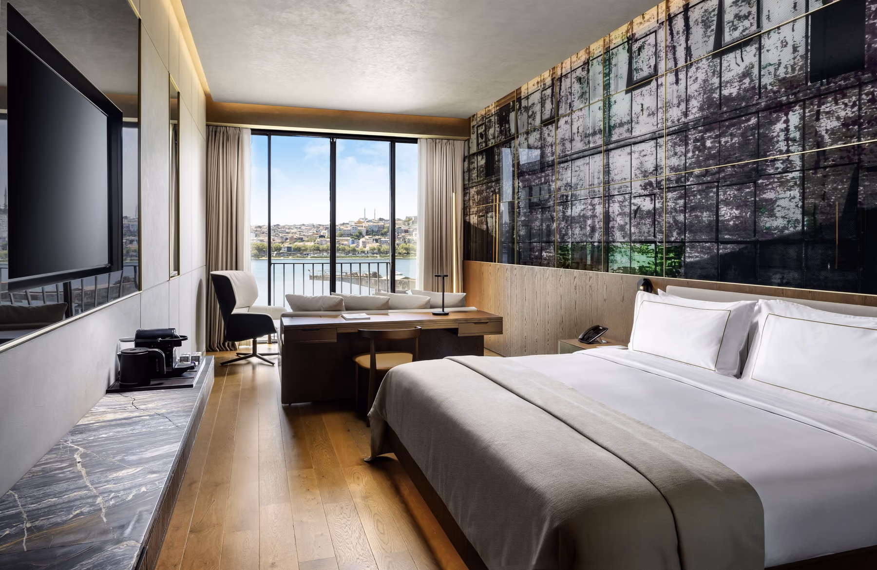 Guest room