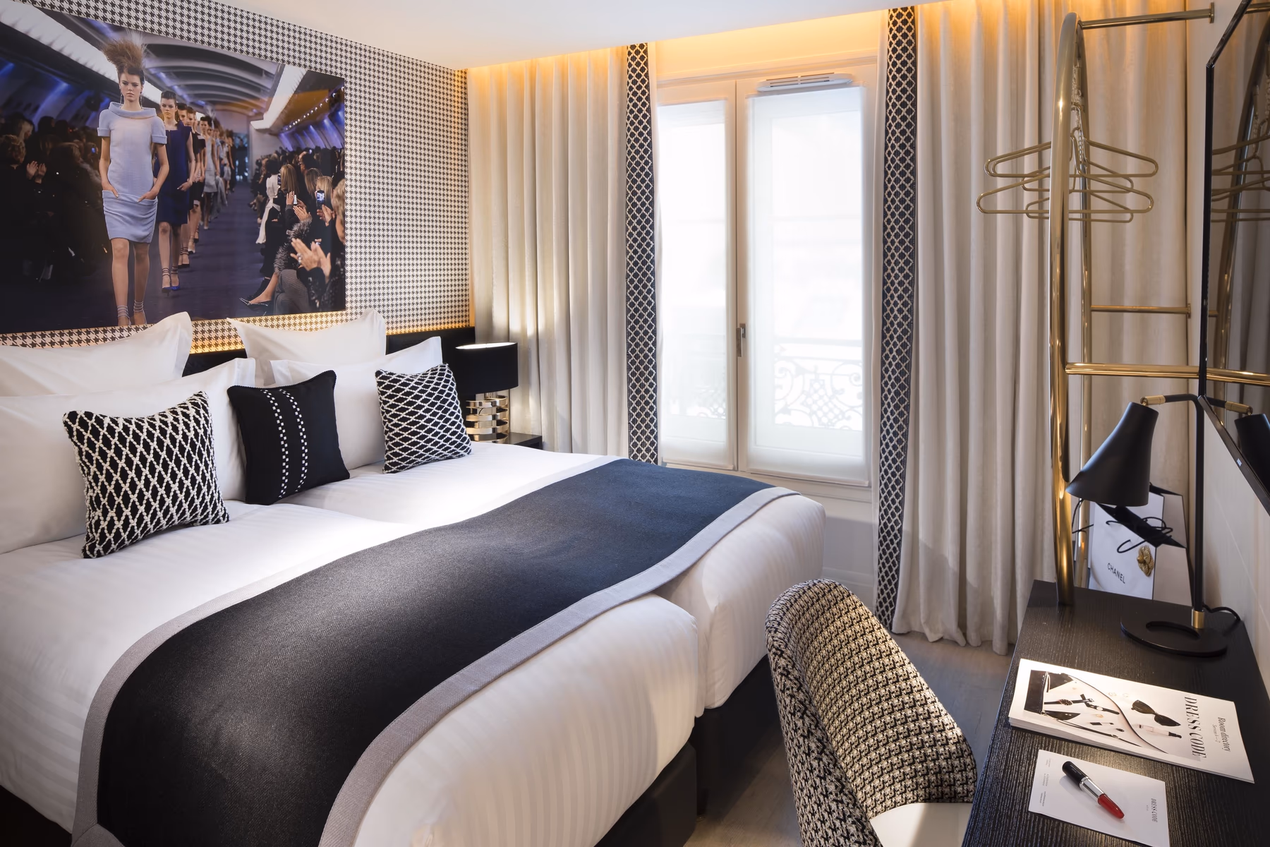 Guest bedroom